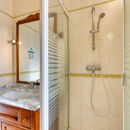 Dom wakacyjny 2 Bedroom Stunning In