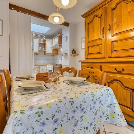 Dom wakacyjny 2 Bedroom Stunning In Fécamp