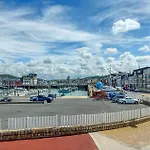 2 Bedroom Gorgeous In Fécamp