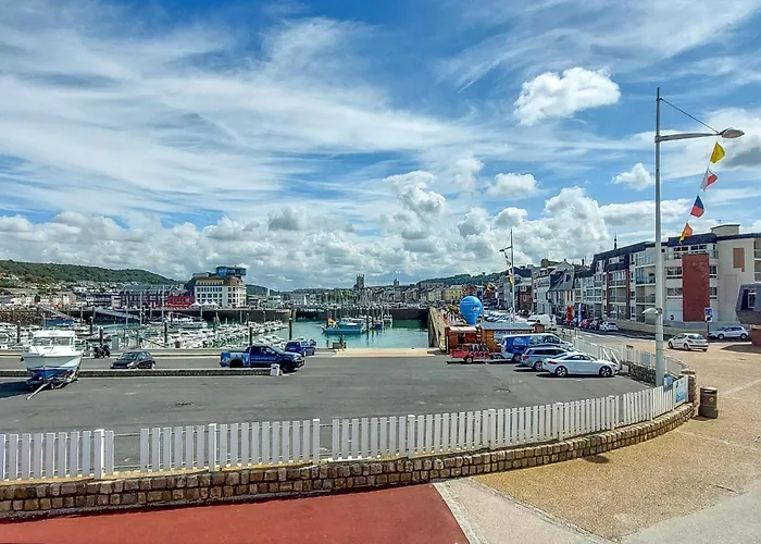 2 Bedroom Stunning In Fécamp